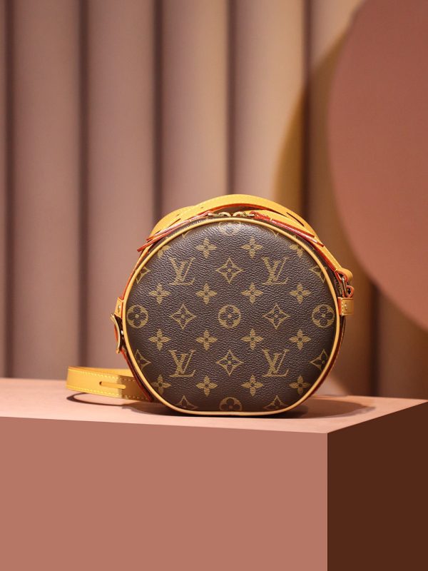 Túi Xách Nữ Louis Vuitton LV Petite Boite Chapeau Hoạ Tiết Monogram Size 17x18x7cm (2)