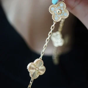 Vòng Cổ Nữ Van Cleef & Arpels Vintage Alhambra 20P Chế Tác Vàng 18K Kim Cương (2)