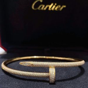 Vòng Tay Cartier Nữ Chế Tác Vàng Hồng 18K Đính Kim Cương Tự Nhiên (2)