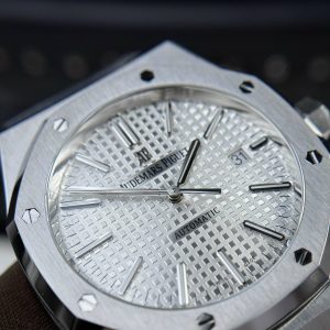 Đồng Hồ Audemars Piguet Royal Oak 15400ST Rep 11 Mặt Trắng APS (5)