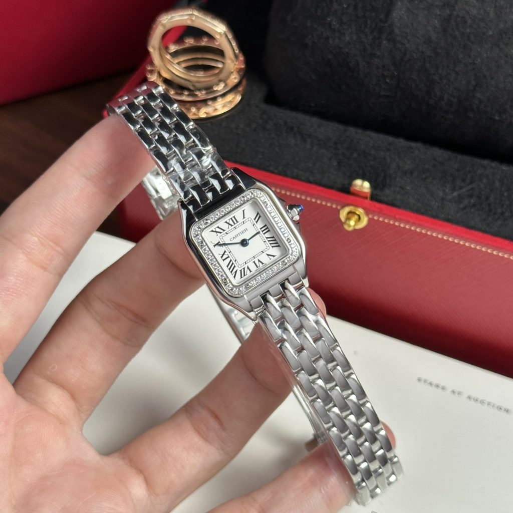 Đồng Hồ Cartier Panthere Nữ Đính Đá Swarovski Replica 11 Nhà Máy BV 23x30mm (1)