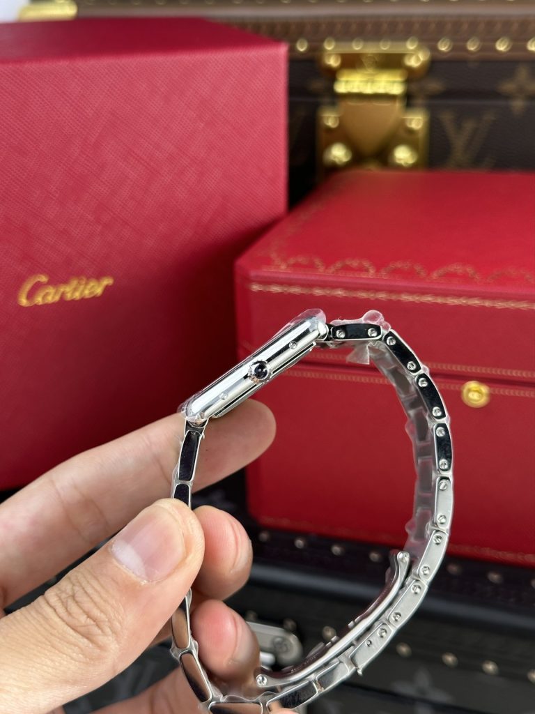 Đồng Hồ Cartier Replica 11 Tank Solo Dây Da Cọc Số La Mã AF Factory 22.5×33 (1)