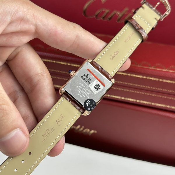 Đồng Hồ Cartier Tank Solo Chế Tác Máy Pin Dây Da Màu Nâu (2)