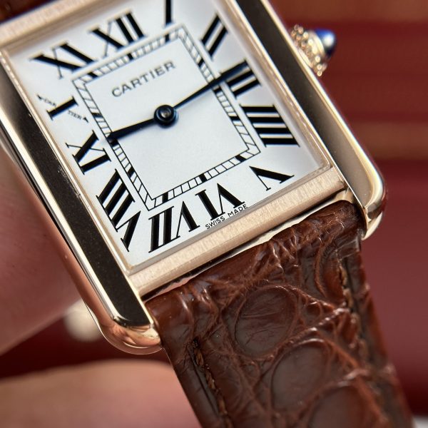 Đồng Hồ Cartier Tank Solo Chế Tác Máy Pin Dây Da Màu Nâu (2)