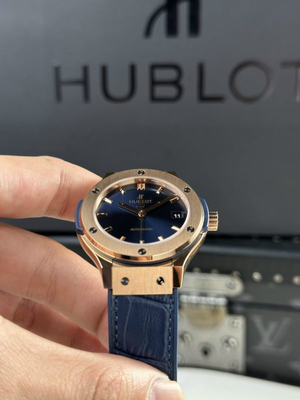 Đồng Hồ Hublot Classic Fusion King Gold Chế Tác Màu Xanh JJF 2024 38mmm (9)