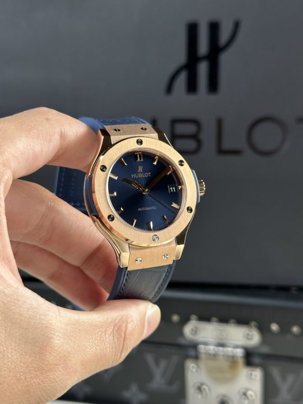 Đồng Hồ Hublot Classic Fusion King Gold Chế Tác Màu Xanh JJF 2024 38mmm (9)