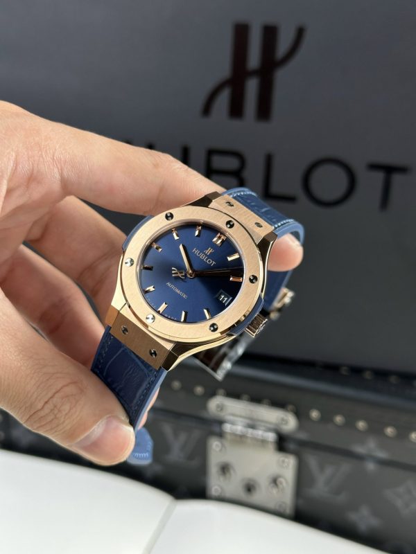 Đồng Hồ Hublot Classic Fusion King Gold Chế Tác Màu Xanh JJF 2024 38mmm (9)