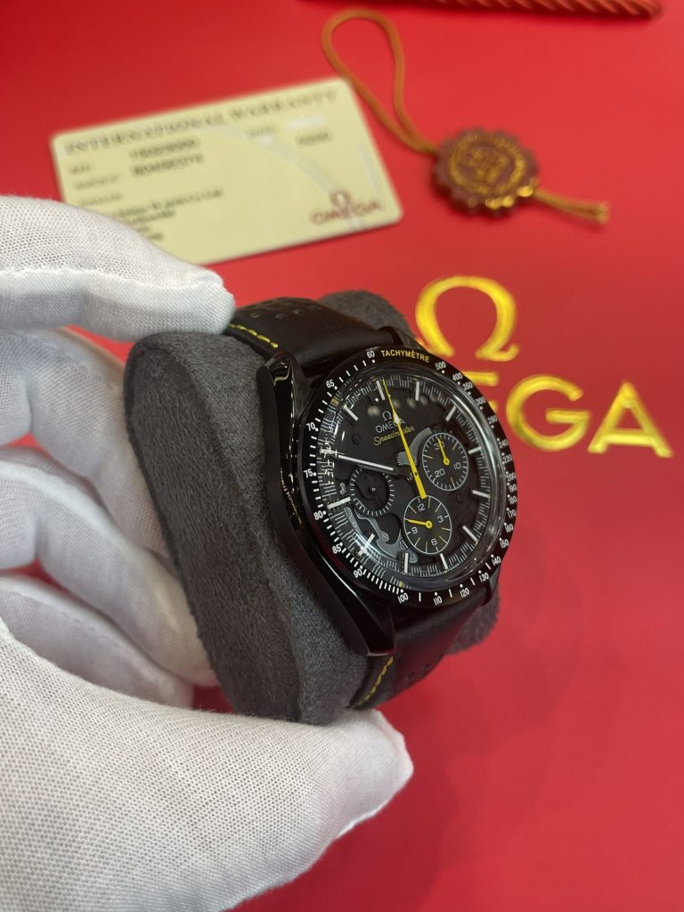 Đồng Hồ Omega Speedmaster Apollo 8 Moon Watch Chế Tác 44mm