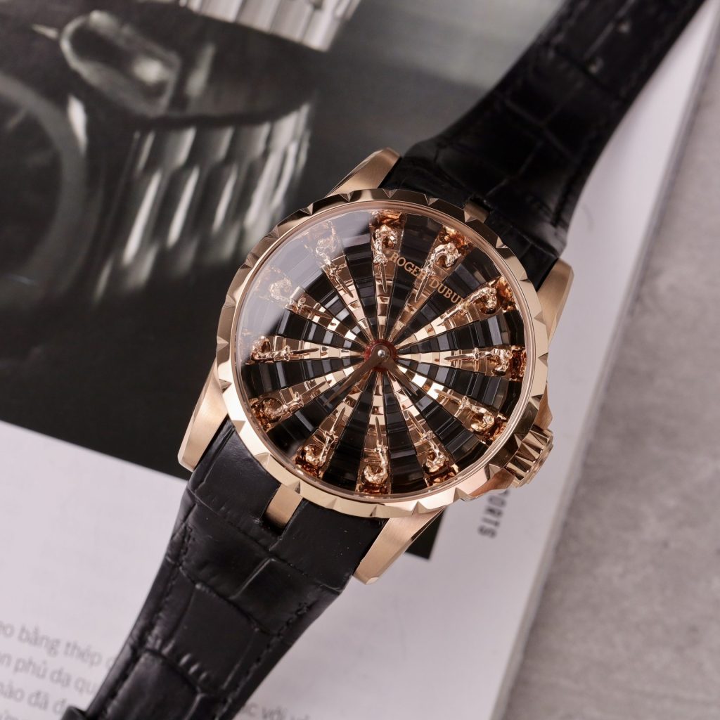 Đồng Hồ Roger Dubuis Chế Tác Excalibur Knights Of The Round Màu Đen 45mm (2)