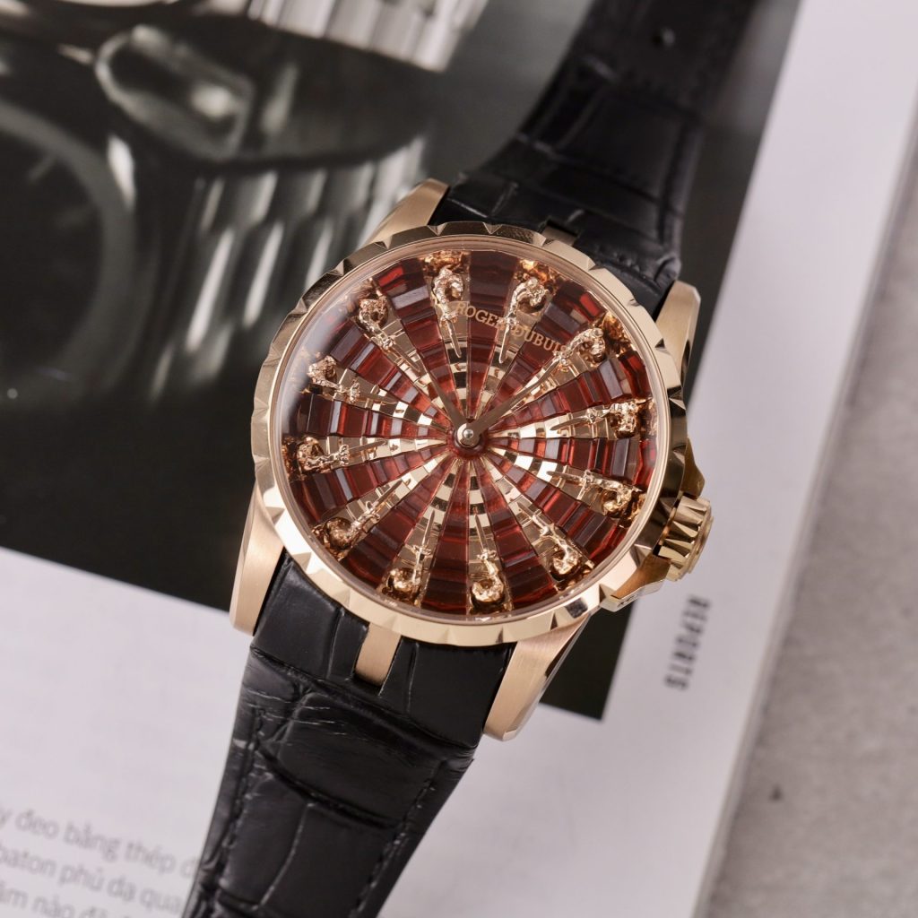 Đồng Hồ Roger Dubuis Replica 11 Excalibur Knights Of The Round RDDBEX 0785 Màu Đỏ 45mm (2)