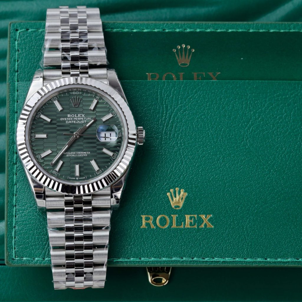 Đồng Hồ Rolex DateJust 126334 Mặt Motif Màu Xanh Lá Cây VSF 41mm (6)