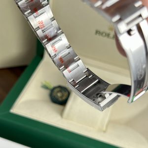 Đồng Hồ Rolex Oyster Perpetual 126000 Mặt Xanh Ngọc Lam Họa Tiết Celebration 36mm (15)