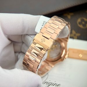 Đồng Hồ Patek Philippe Nautilus 5723 Bọc Vàng 18K Đá Ruby Đỏ