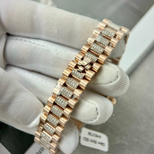 Đồng Hồ Rolex DateJust Nữ Bọc Vàng Độ Moissanite Cọc Số Ngôi Sao 31mm (9)