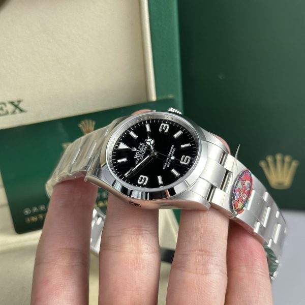 Đồng Hồ Rolex Explorer 124270 Replica Cao Cấp Mặt Đen Nhà Máy Clean (4)