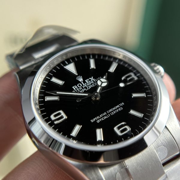 Đồng Hồ Rolex Explorer 124270 Replica Cao Cấp Mặt Đen Nhà Máy Clean (4)