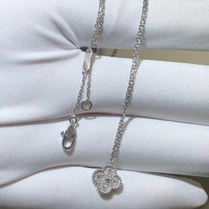 Vòng Cổ Chế Tác Van Cleef & Arpels Vintage Alhambra Kim Cương Vàng Trắng 18K (2)