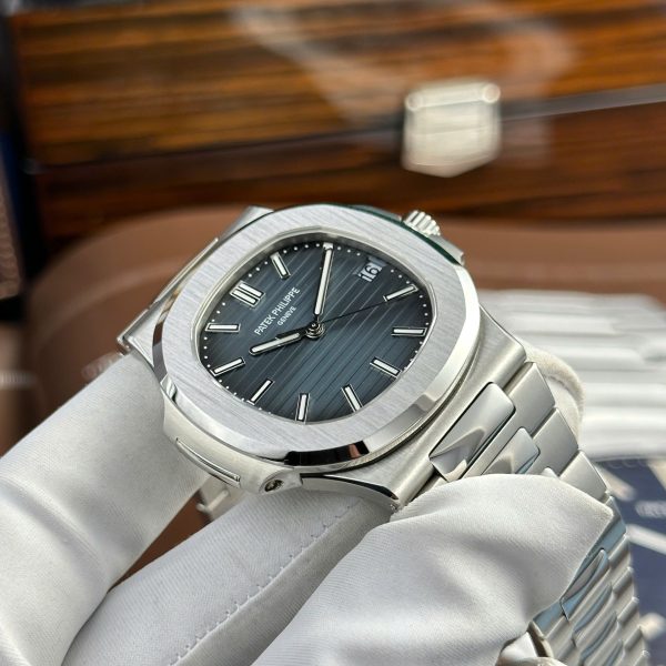 Đồng Hồ Patek Philippe Nautilus 5711 Tinh Chỉnh Thân Vỏ + Mặt Số + Máy Móc (16)