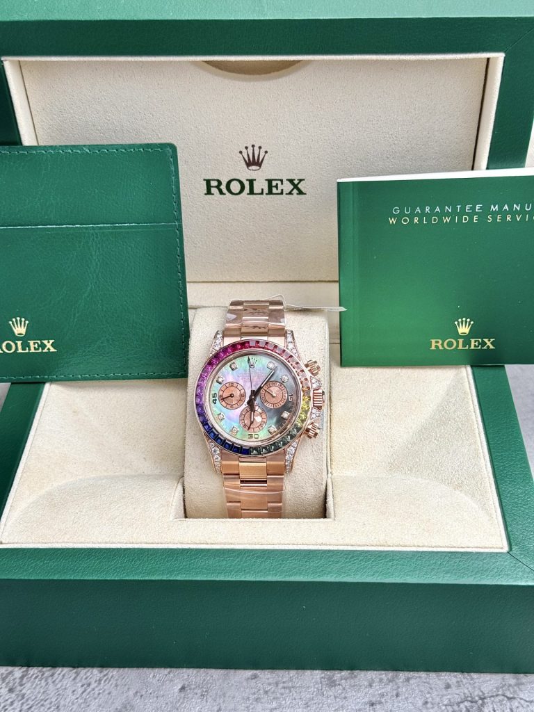 Đồng Hồ Rolex Daytona Rainbow Đính Kim Cương Tự Nhiên Bọc Vàng Mặt Khảm Trai 40mm (4)