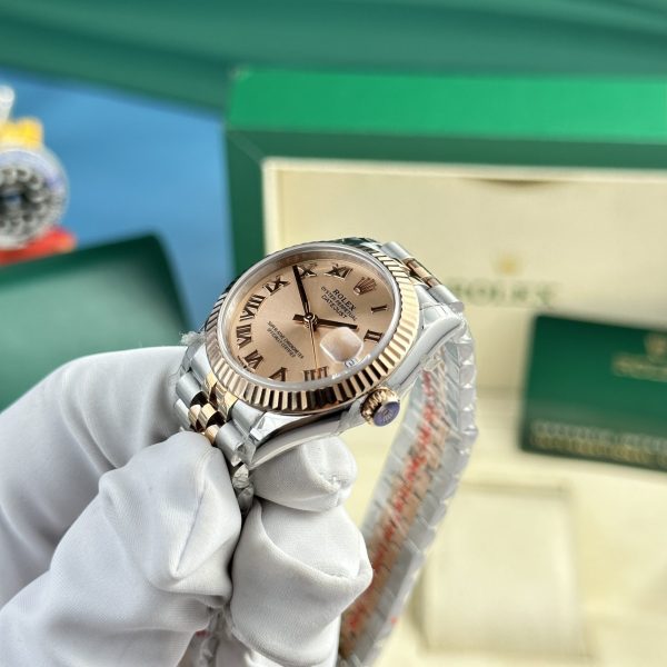 Đồng Hồ Rolex Nữ Dây Kim Loại Mặt Hồng Cọc Số La Mã Replica DateJust 31mm (4)