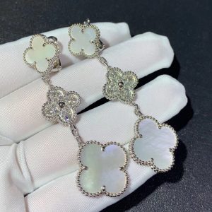 Bông Tai Nữ Van Cleef & Arpels Magic Alhambra Chế Tác Xà Cừ Kim Cương Vàng Trắng 18K (2)