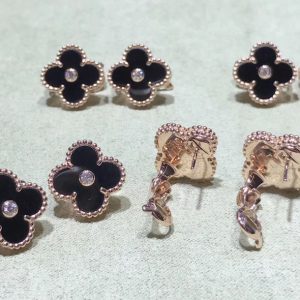 Bông Tai Van Cleef & Arpels Ahambra Chế Tác Mã Não Kim Cương Vàng Hồng 18K (2)