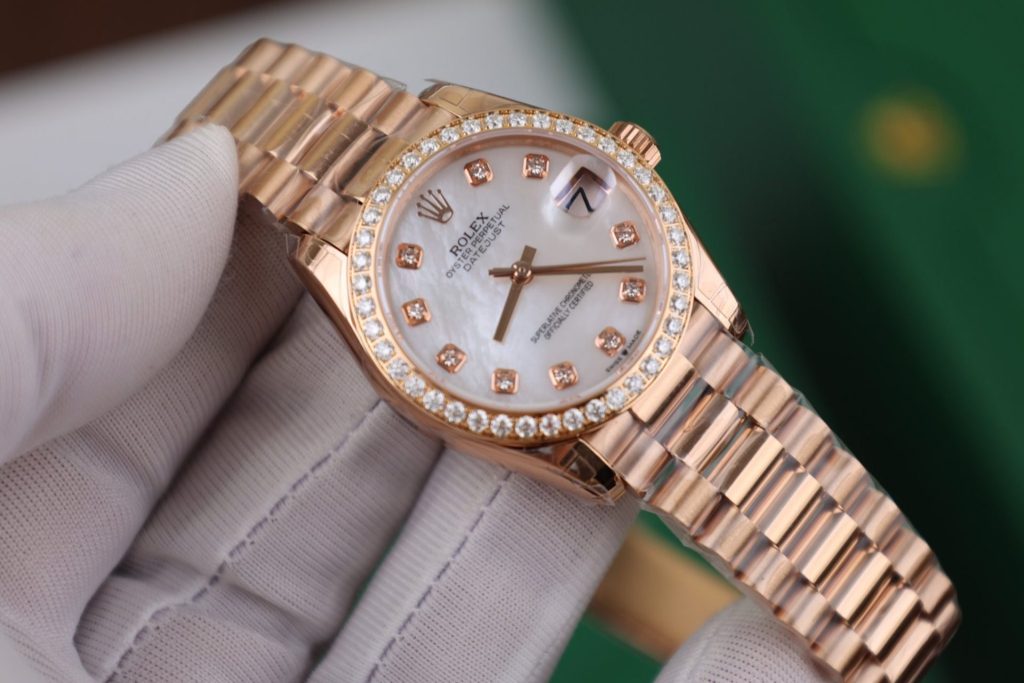 Đồng Hồ Rolex DateJust Mặt Khảm Trai Trắng Đính Moissanite 31mm (4)