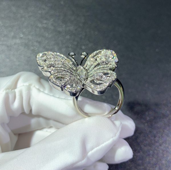 Nhẫn Van Cleef & Arpels Flying Butterfly Kim Cương Tự Nhiên Vàng Trắng 18K (2)