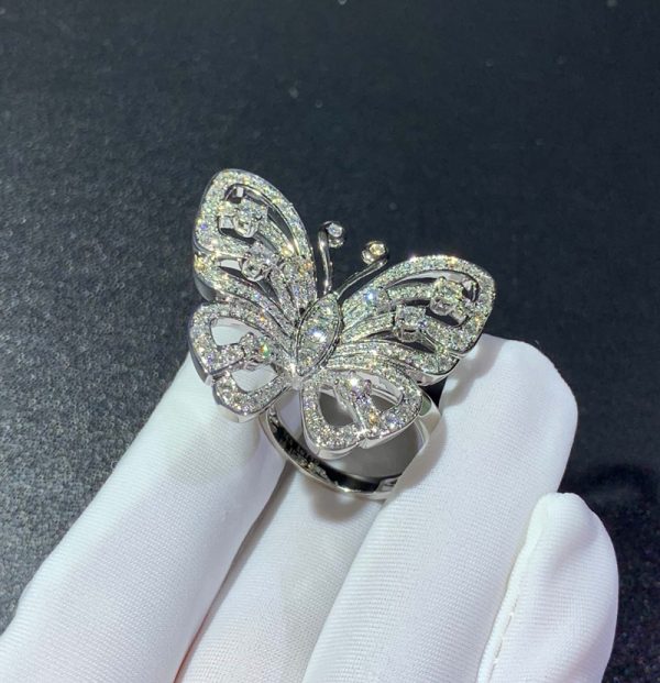 Nhẫn Van Cleef & Arpels Flying Butterfly Kim Cương Tự Nhiên Vàng Trắng 18K (2)