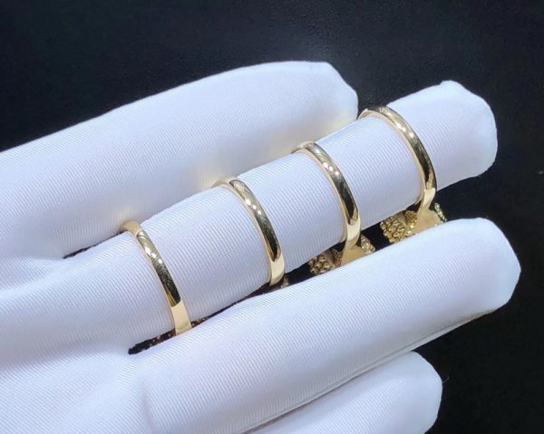 Nhẫn Van Cleef & Arpels Perlée Couleurs Chế Tác Đá Quý Vàng 18K (2)