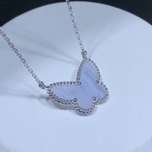 Vòng Cổ Van Cleef & Arpels Lucky Alhambra Butterfly Chế Tác Đá Quý Vàng Trắng 18K (2)