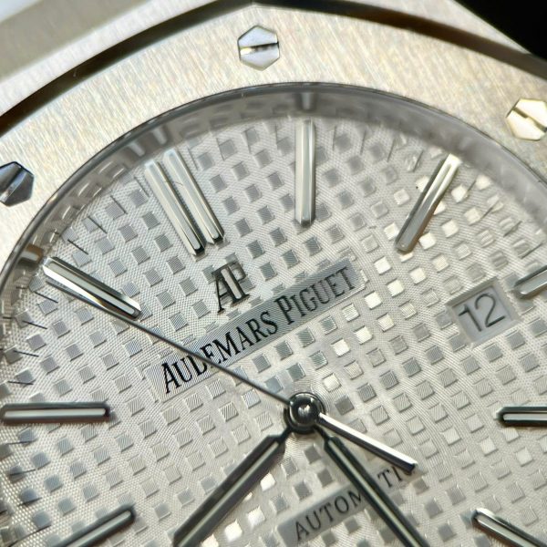 Đồng Hồ Audemars Piguet Royal Oak 15400ST Replica 1 1 Dây Cao Su Màu Trắng 41mm (2)