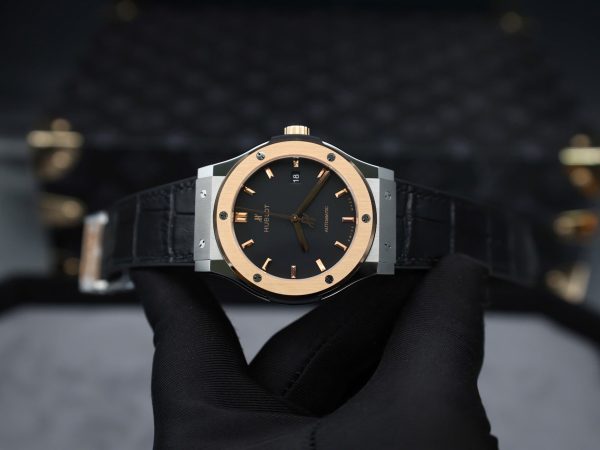 Đồng Hồ Hublot Classic Fusion Replica 11 Viền Vàng King Gold 42mm (2)