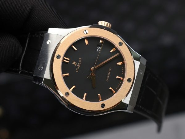 Đồng Hồ Hublot Classic Fusion Replica 11 Viền Vàng King Gold 42mm (2)