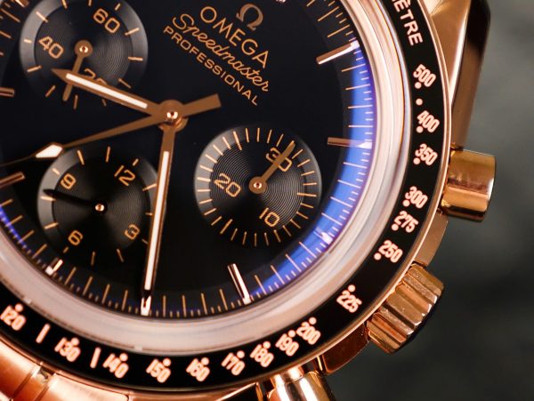 Đồng Hồ Omega Speedmaster Moonwatch Rose Gold Replica 11 Mặt Đen 42mm (2)