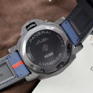 Đồng Hồ Panerai Luminor Marina Carbotech™ Luna Rossa PAM01529 Chế Tác 44mm (2)