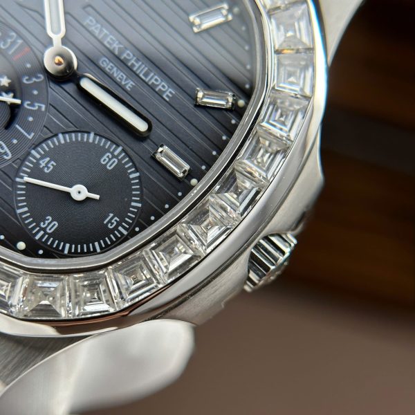 Đồng Hồ Patek Philippe Nautilus 5724G Độ Kim Cương Moissnite Tinh Chỉnh Full Chi Tiết Chuẩn Auth 40mm (2)