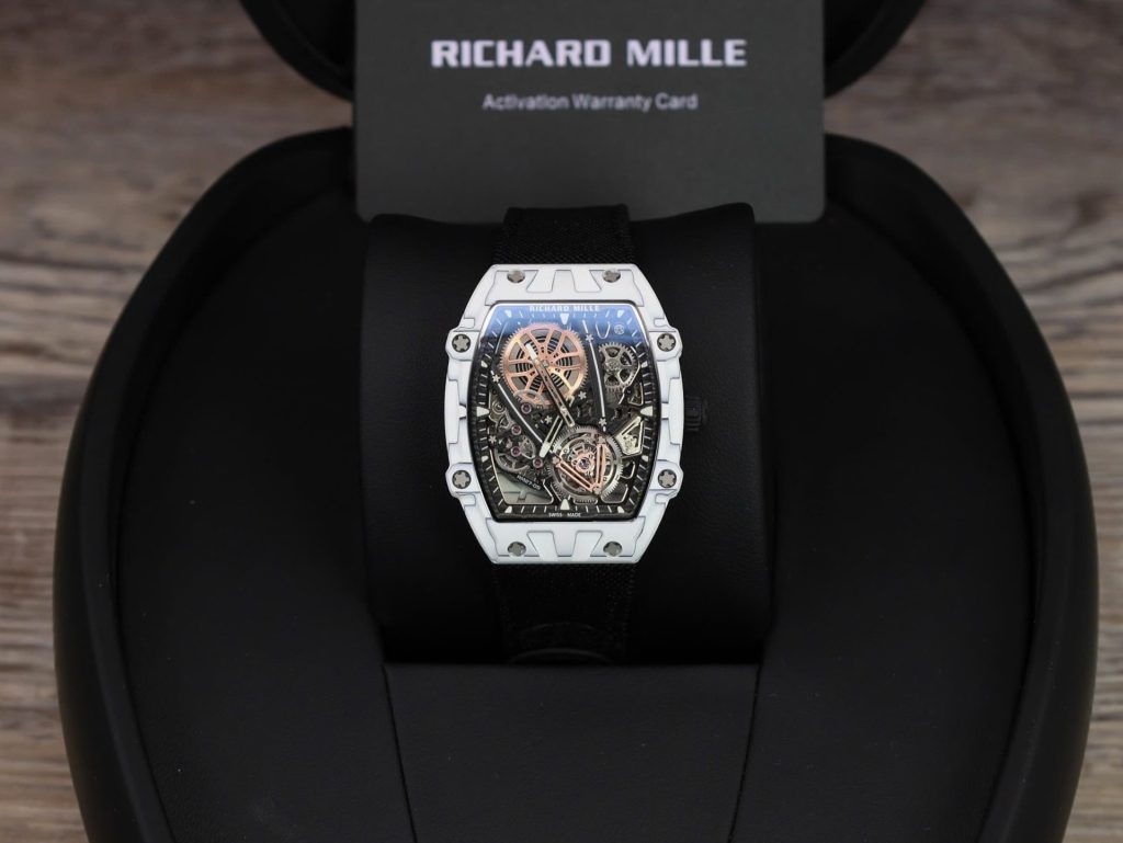 Đồng Hồ Richard Mille RM27-05 Rafael Nadal Carbon Màu Trắng Rep 11 Cao Cấp 37.25×47 (2)