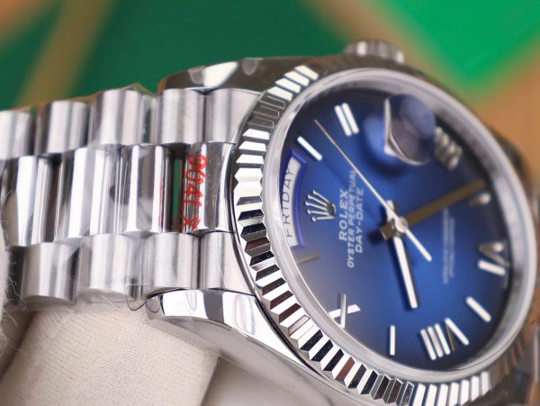 Đồng Hồ Rolex Chế Tác Day-Date 128236 Mặt Xanh Blue Trọng Lượng 158gram QF Factory 36mm (2)