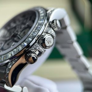 Đồng Hồ Rolex Cosmograph Daytona Eye Of The Tiger Chế Tác Kim Cương Moissanite Hong Kong 40mm (2)