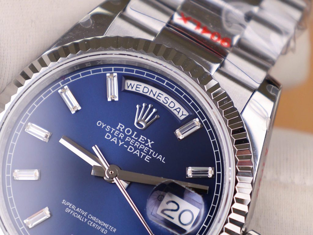 Đồng Hồ Rolex Day-Date 128236 Chế Tác Mặt Xanh Blue Trọng Lượng 158gram QF Factory 36mm (2)