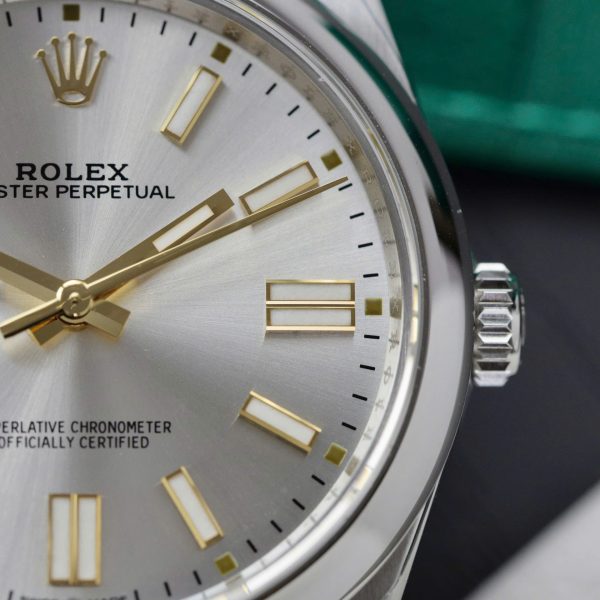 Đồng Hồ Rolex Oyster Perpetual 124300 Chế Tác Mặt Số Bạc Nhà Máy VS 41mm (2)