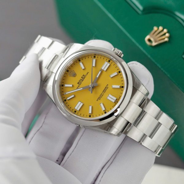 Đồng Hồ Rolex Oyster Perpetual 124300 Rep 11 Cao Cấp Mặt Số Màu Vàng VSF 41mm (2)