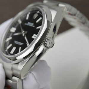 Đồng Hồ Rolex Oyster Perpetual Replica 11 Mặt Đen Nhà Máy Clean 41mm (2)