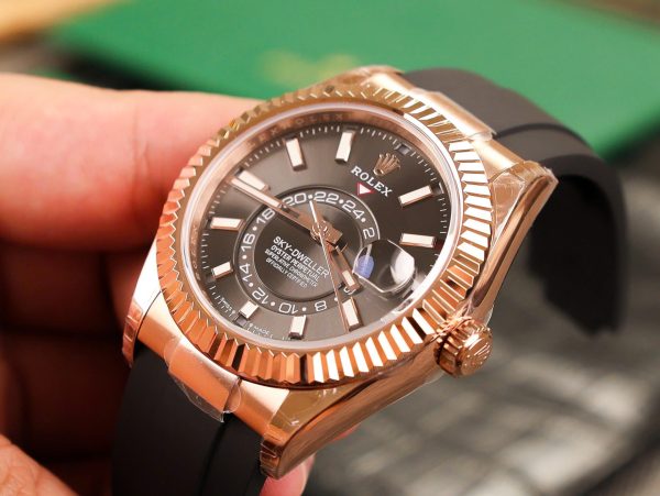 Đồng Hồ Rolex Sky-Dweller 326235 Rose Gold Replica 11 Nhà Máy Noob 42mm (2)