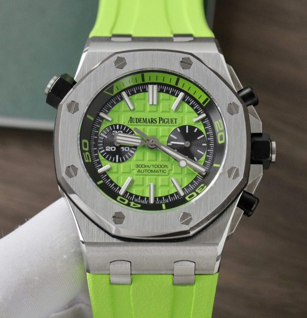 Đồng Hồ Audemars Piguet Royal Oak Offshore Diver Chronograph Replica 11 Màu Xanh Lá Cây 42mm (2)