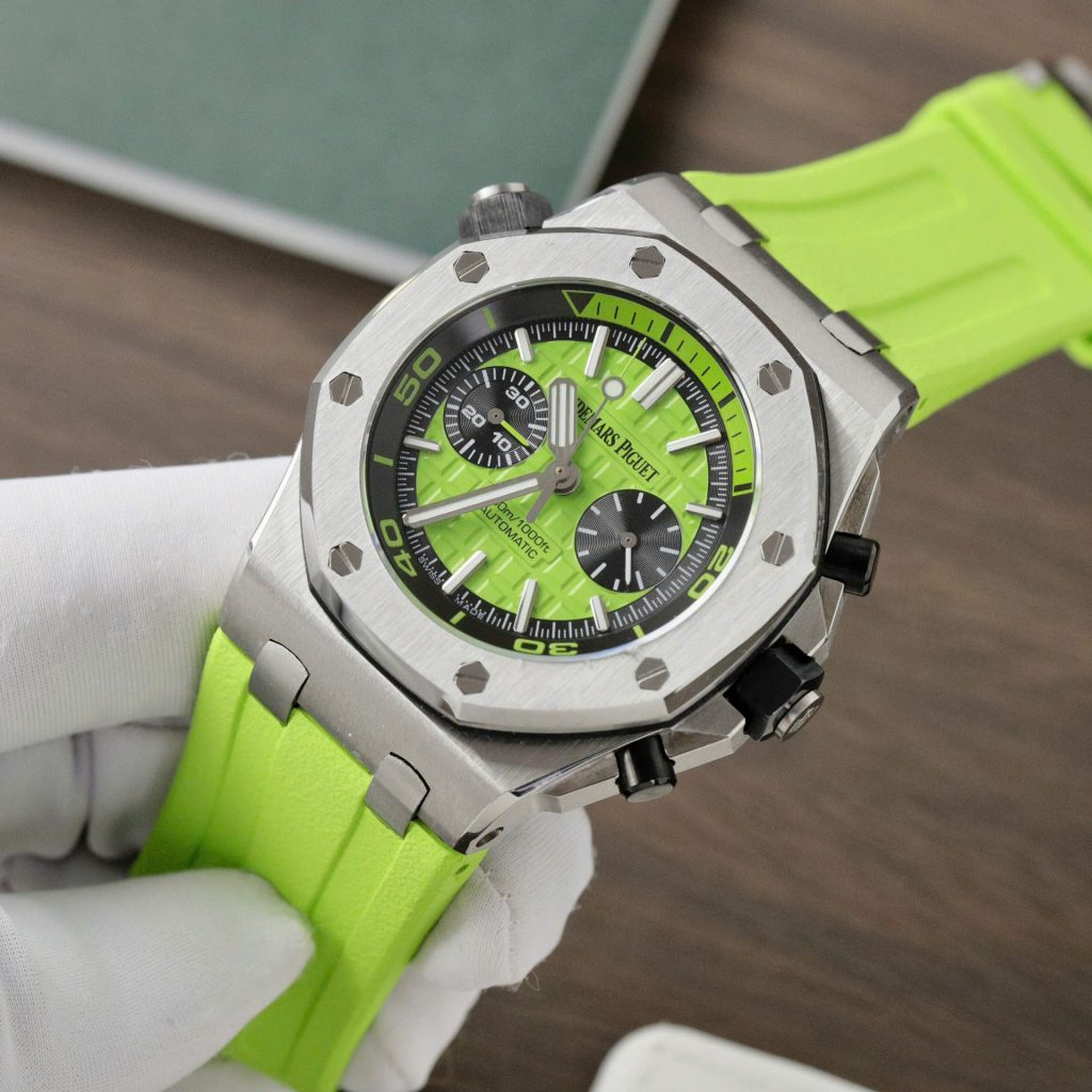 Đồng Hồ Audemars Piguet Royal Oak Offshore Diver Chronograph Replica 11 Màu Xanh Lá Cây 42mm (2)