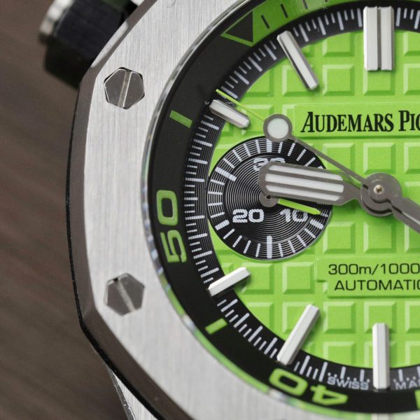 Đồng Hồ Audemars Piguet Royal Oak Offshore Diver Chronograph Replica 11 Màu Xanh Lá Cây 42mm (2)