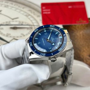 Đồng Hồ Omega Seamaster 300 Co-Axial Master Chronometer Summer Blue Rep 11 Cao Cấp VSF 41mm (2)