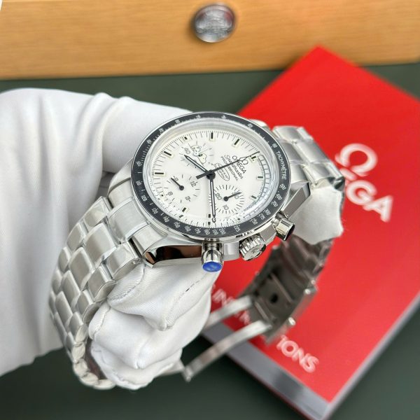 Đồng Hồ Omega Speedmaster Apollo 13 Silver Snoopy Replica 11 Cao Cấp Nhà Máy OM 42mm (2)